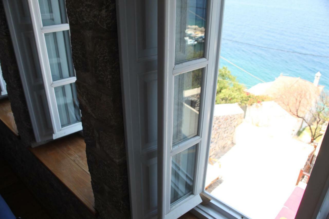 Villa Alkioni Stone House Hidra Exterior foto