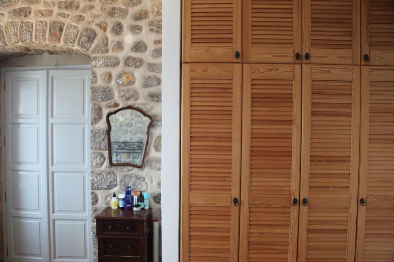 Villa Alkioni Stone House Hidra Exterior foto